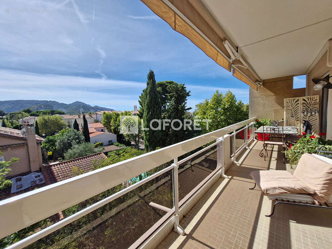 Appartement à MARSEILLE-9E