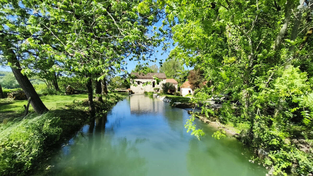 Maison à BAGAT-EN-QUERCY