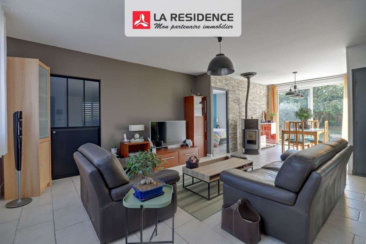 Maison 77 m² à Maule  - photo 2