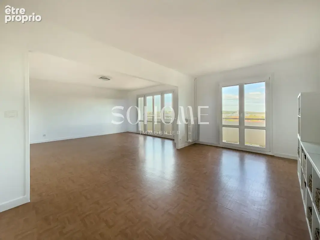 Appartement t4 avec balcon et garage - av d’epernay - photo 4