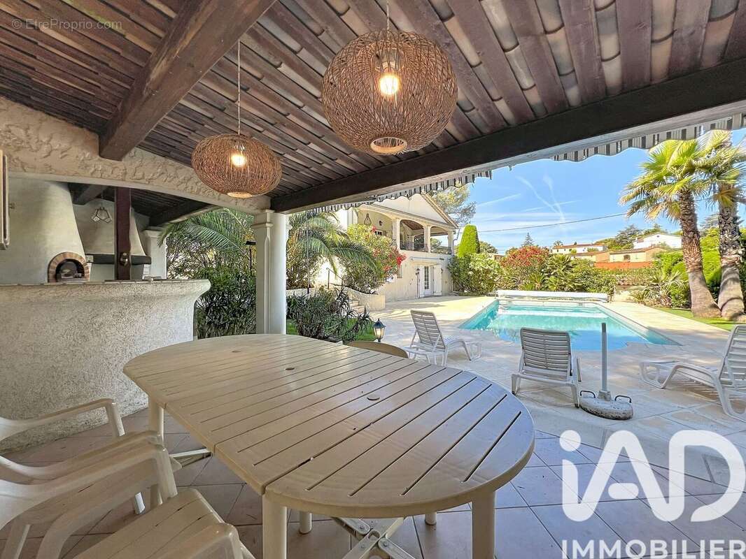 Maison 204 m² à Mougins  - photo 3