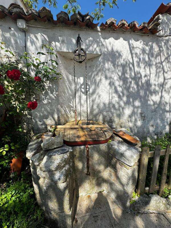 Maison à BOURCEFRANC-LE-CHAPUS