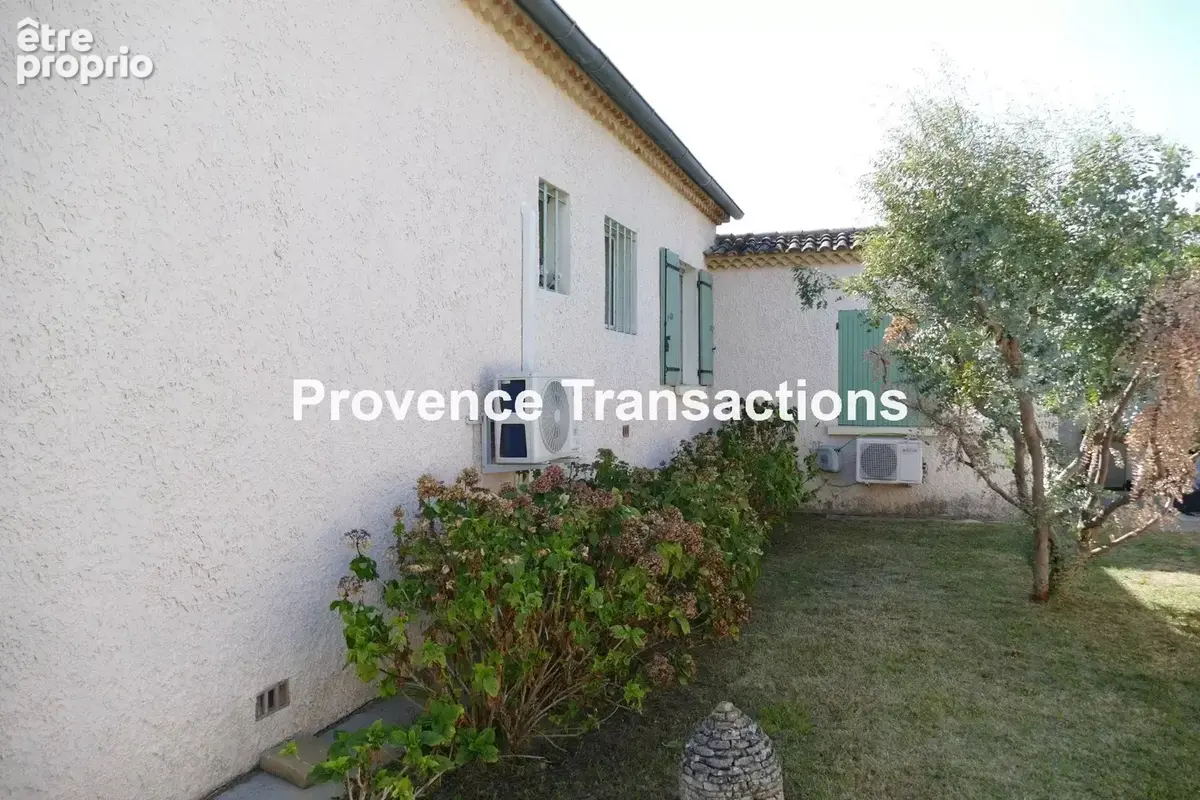 Pain-pied de 100m² avec garage sur 580m² de terrain - photo 5