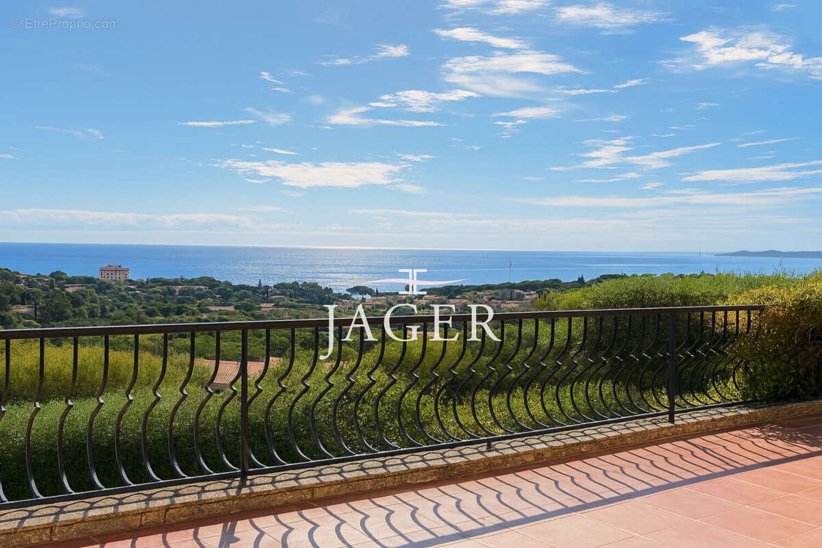 Maison à LES ISSAMBRES