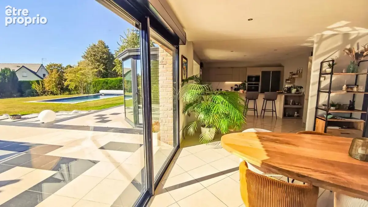 Pavillon individuel de standing – Piscine et grand terrain - photo 6