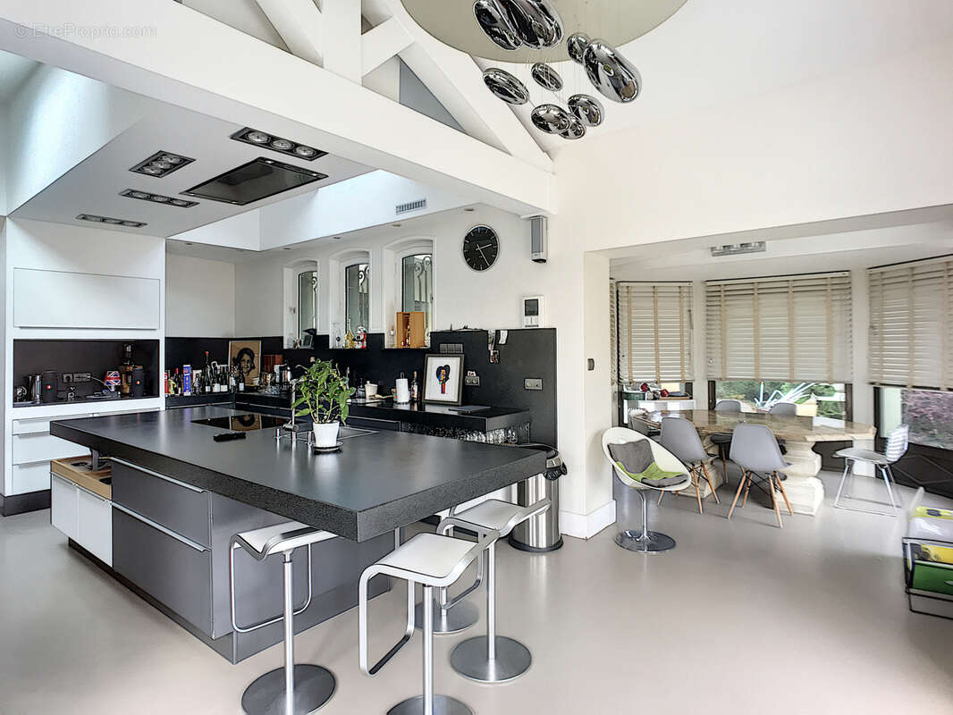 Maison à LA TALAUDIERE