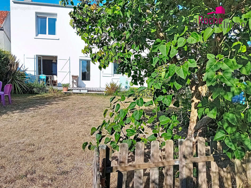 Maison 98 m² à Guipavas  - photo 2