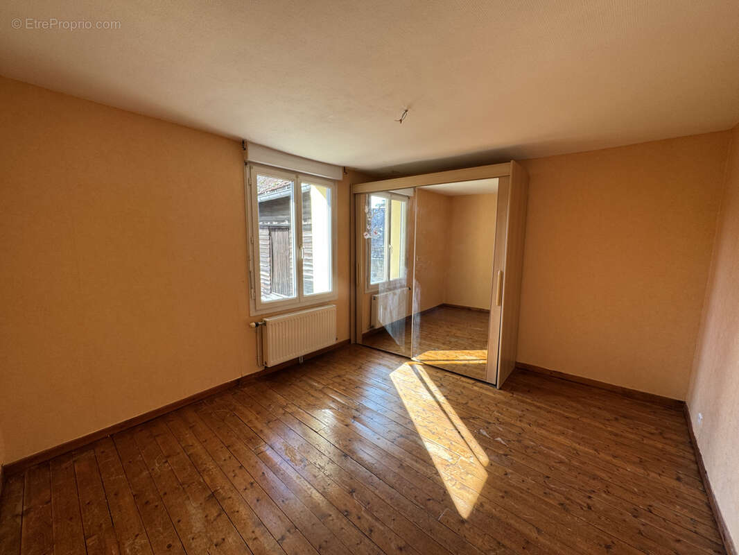 Maison à VENDEUVRE-SUR-BARSE