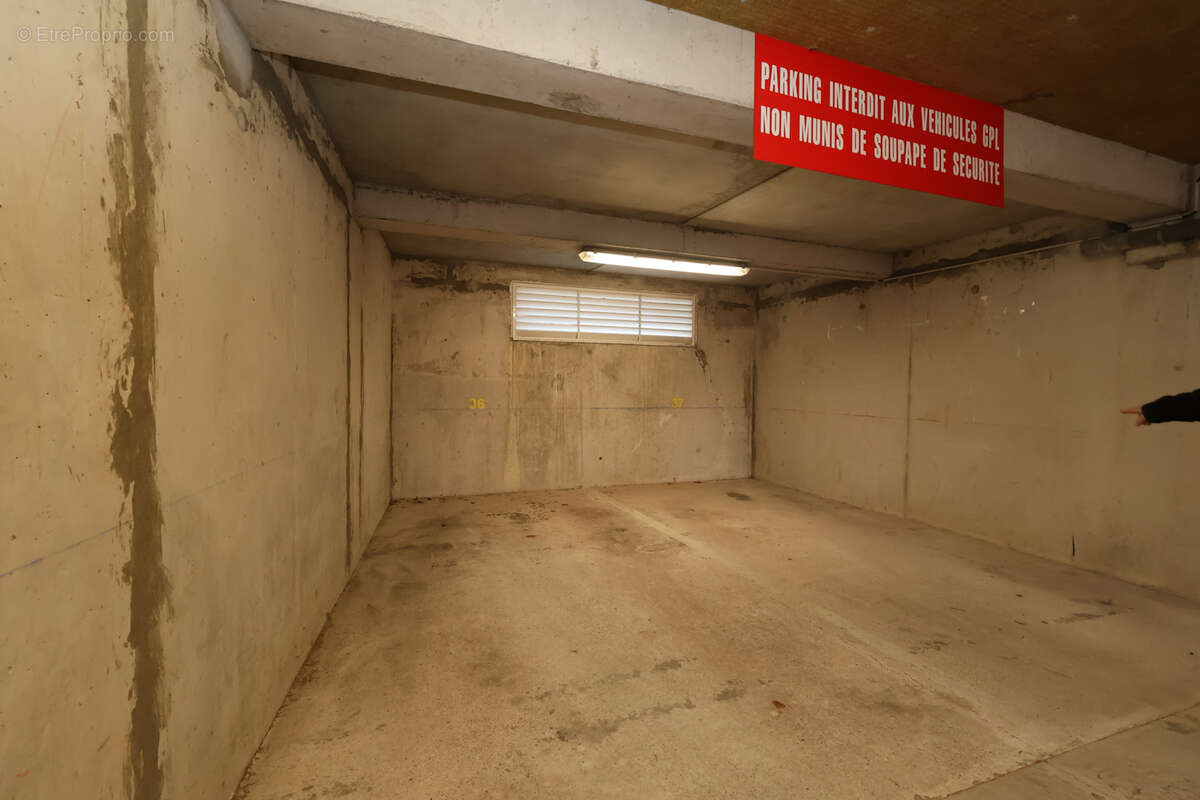 LAXOU , Au Calme Bel appartement F1 entièrement meublé de 27 m2 avec Terrasses et box de stationnement - photo 14