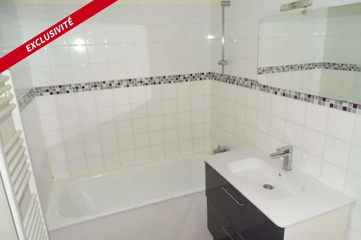 Appartement à FOUGERES