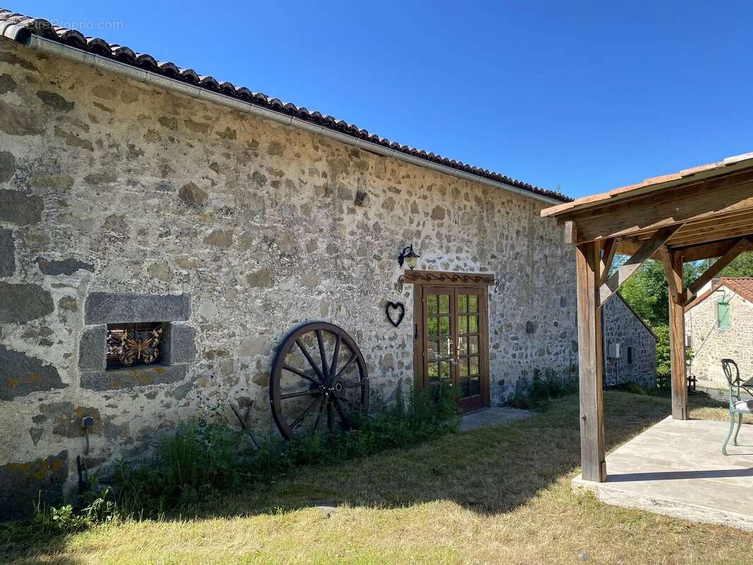 Maison à ORADOUR-SAINT-GENEST