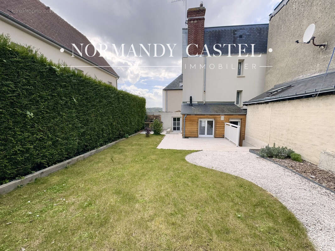 Maison à TROUVILLE-SUR-MER