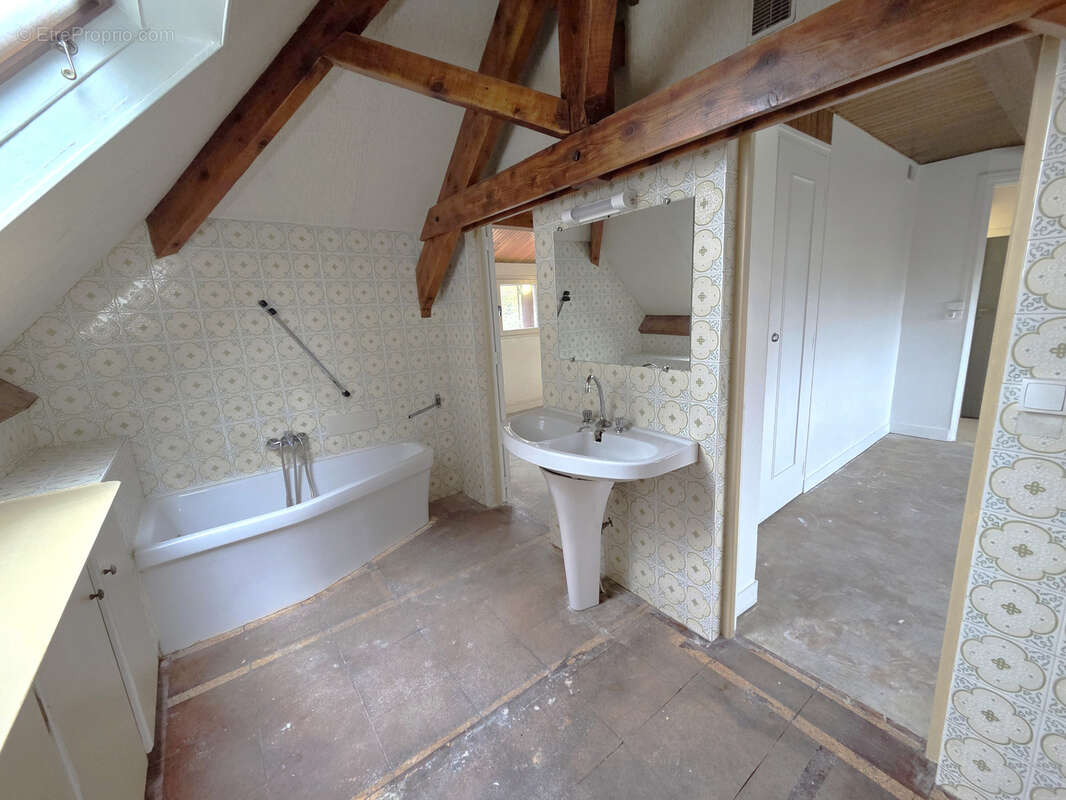 Maison à SAVIGNY-SUR-ORGE