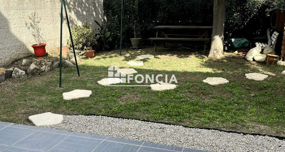 Maison à SAINT-MARTIN-DE-CRAU