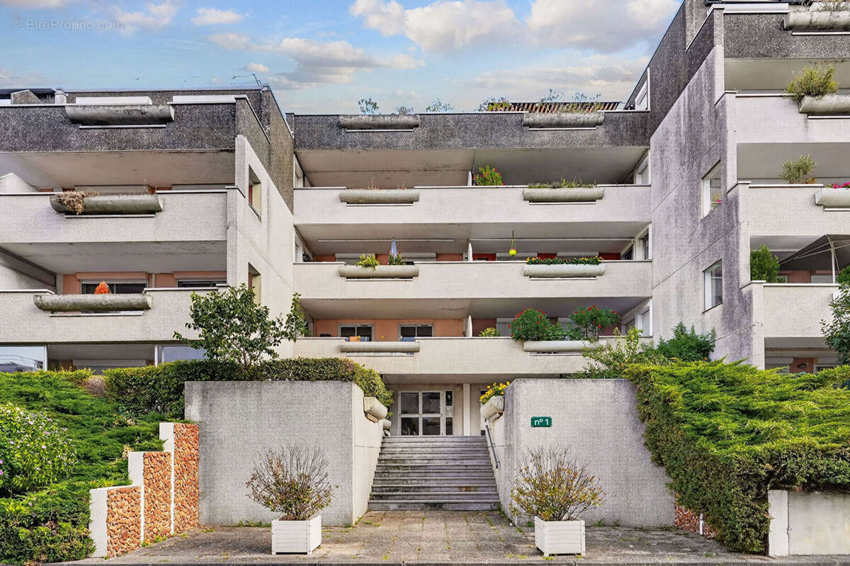 CHAMPS-SUR-MARNE (77420) : Appartement 4 pièces de 95,27 m² - photo 14