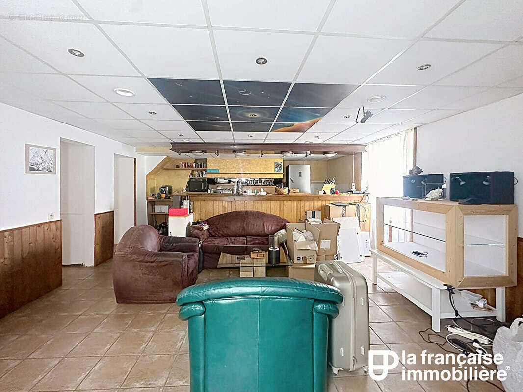 Maison a rénover - cave - grenier - garages - photo 2