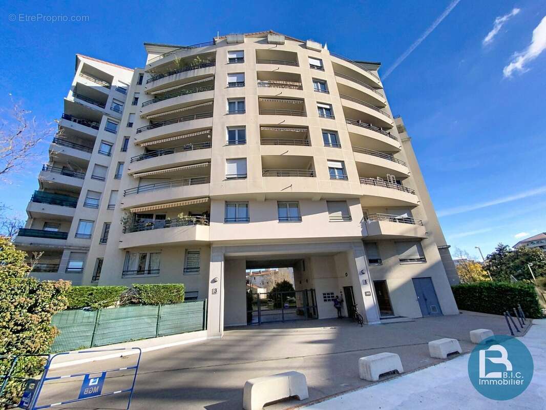 Appartement à CALUIRE-ET-CUIRE