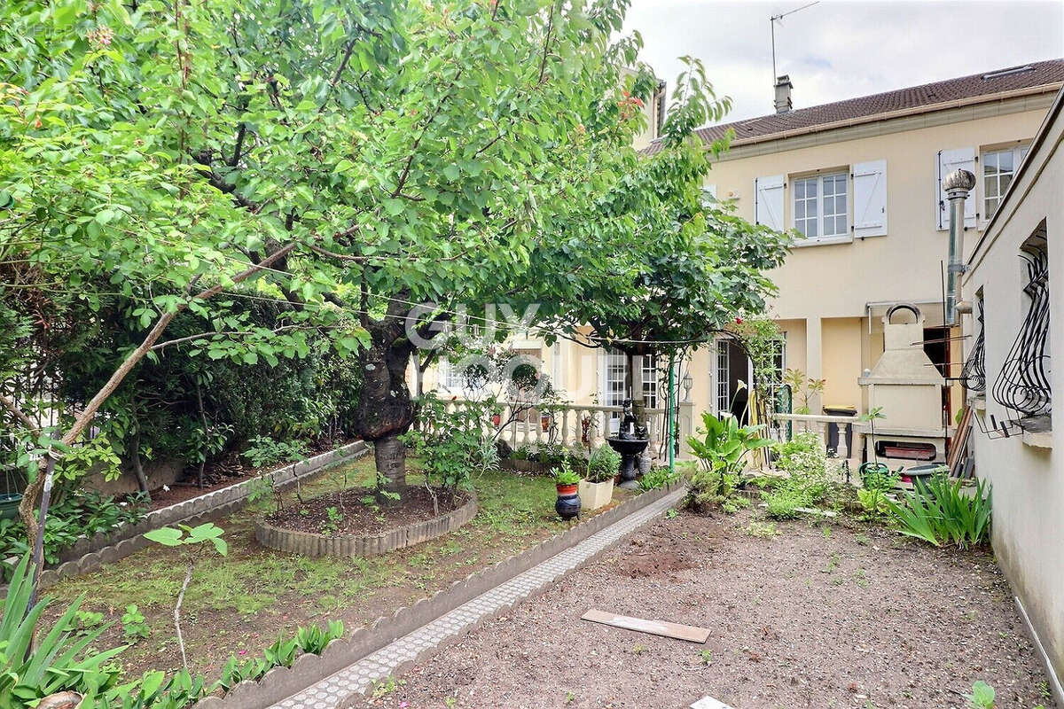 Maison à AUBERVILLIERS