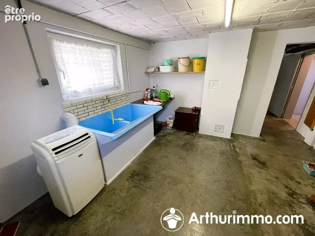 Maison avec 2 appartements de type F4, 14 ares de terrain, proche commerces et frontière SUISSE. - photo 11