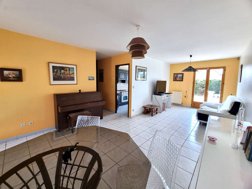 Vaux le penil - maison individuelle de plain pied - 3 chambres - garage - terrain 411m2 - photo 5
