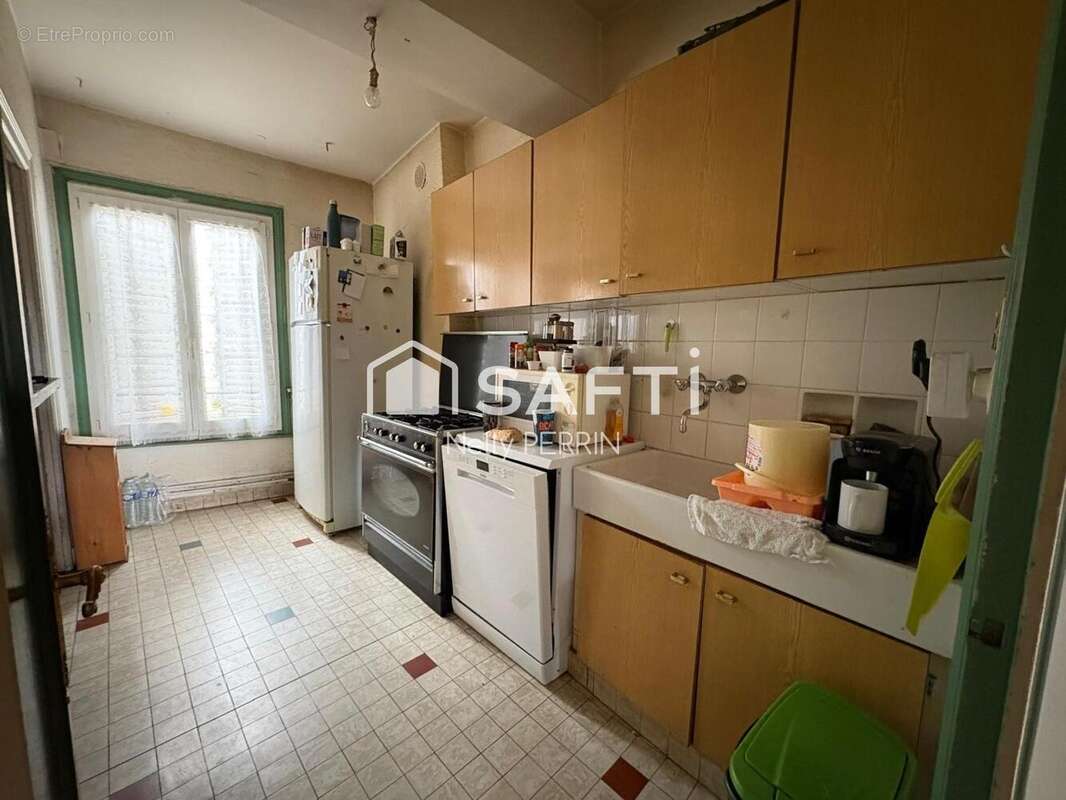 Photo 6 - Appartement à BAGE-LE-CHATEL