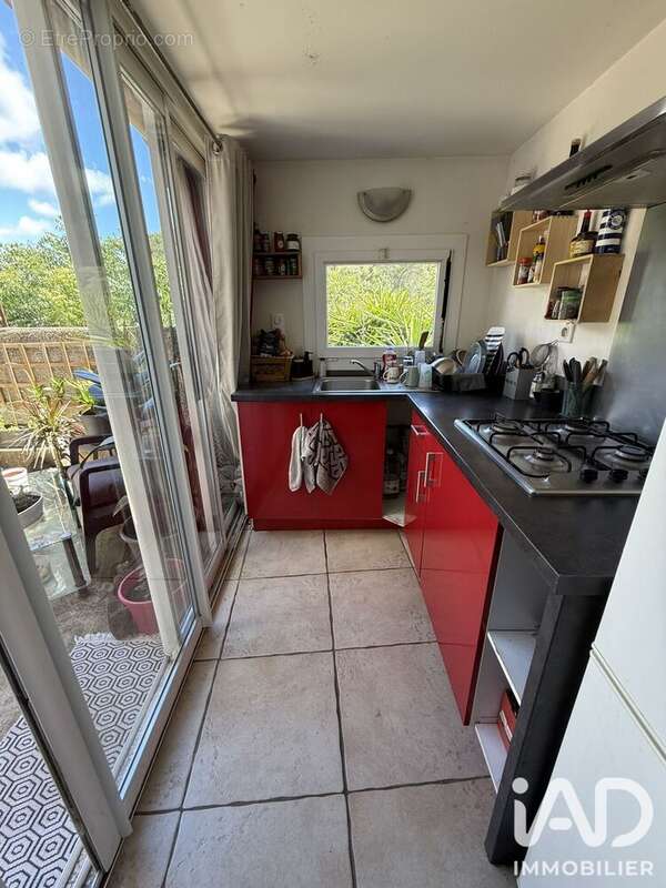Photo 3