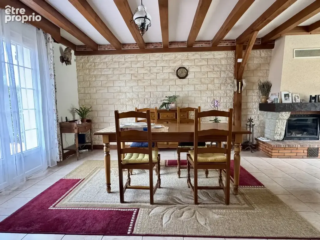 Vis de plain pied, à lorris, 4 chambres, piscine, garages, commerces à pied - photo 6