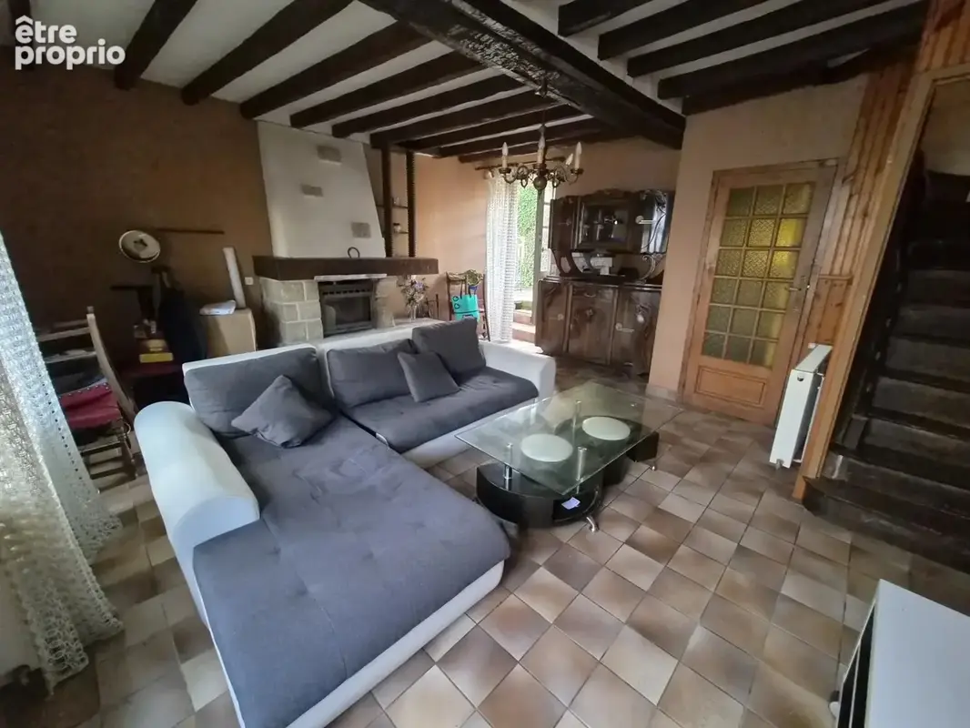 Pour investisseurs ou marchands de biens 2 maisons jumelees a renover + terrain constructible de 2200 m2 - photo 4