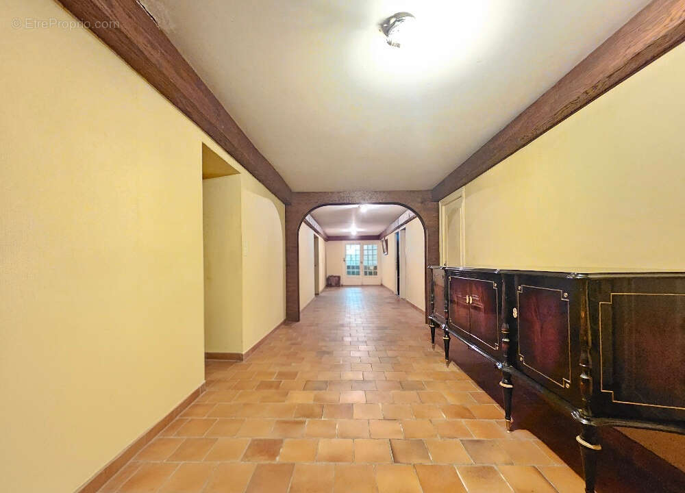 Maison 322m² à roullet-saint-estèphe - photo 15