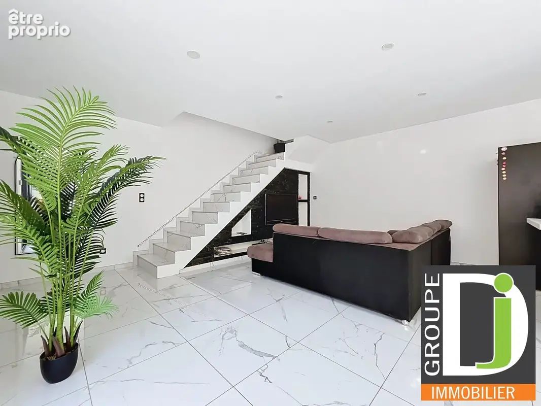 Maison 5 pièces 130 m² à vendre à Valence (26000) - photo 5