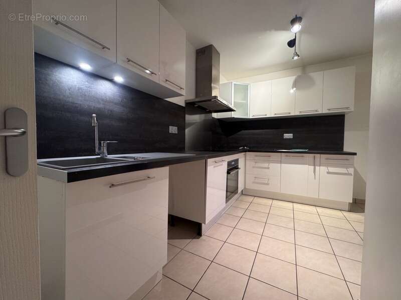 Appartement à SAINT-CYR-SUR-LOIRE