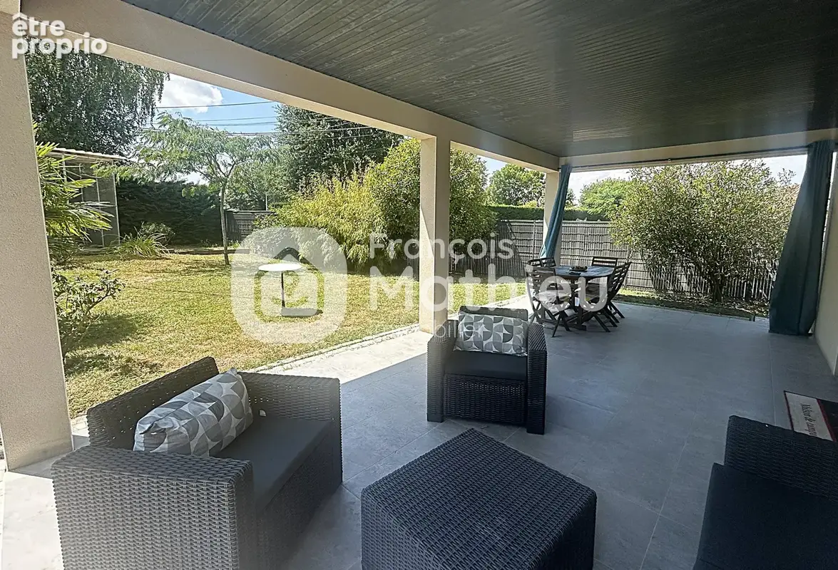 Relevant - Maison T5 avec piscine, garage, dépendance et terrain d'environ 1031m2. - photo 20
