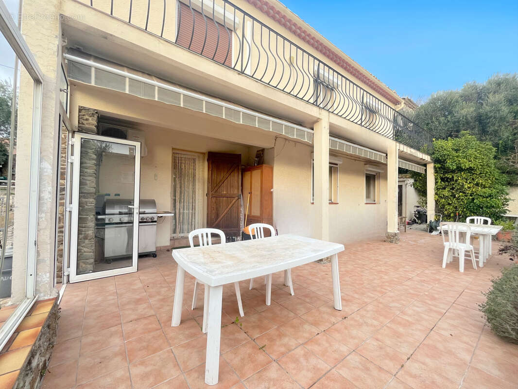 Maison à SIX-FOURS-LES-PLAGES