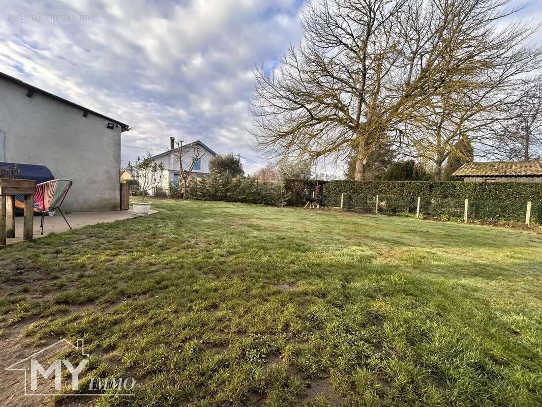 Maison à SAINT-AVIT-SAINT-NAZAIRE