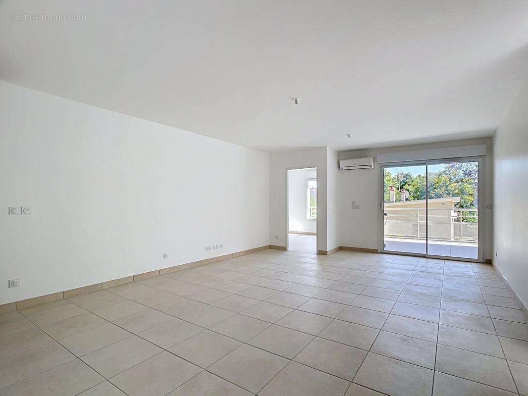 Appartement à PORTES-LES-VALENCE