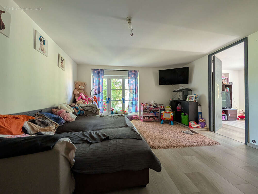 Appartement à LA MOTHE-SAINT-HERAY