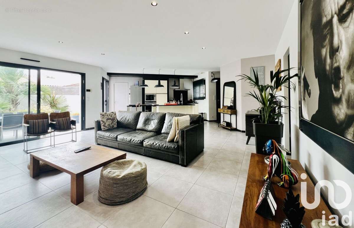 Photo 3 - Maison à PUILBOREAU