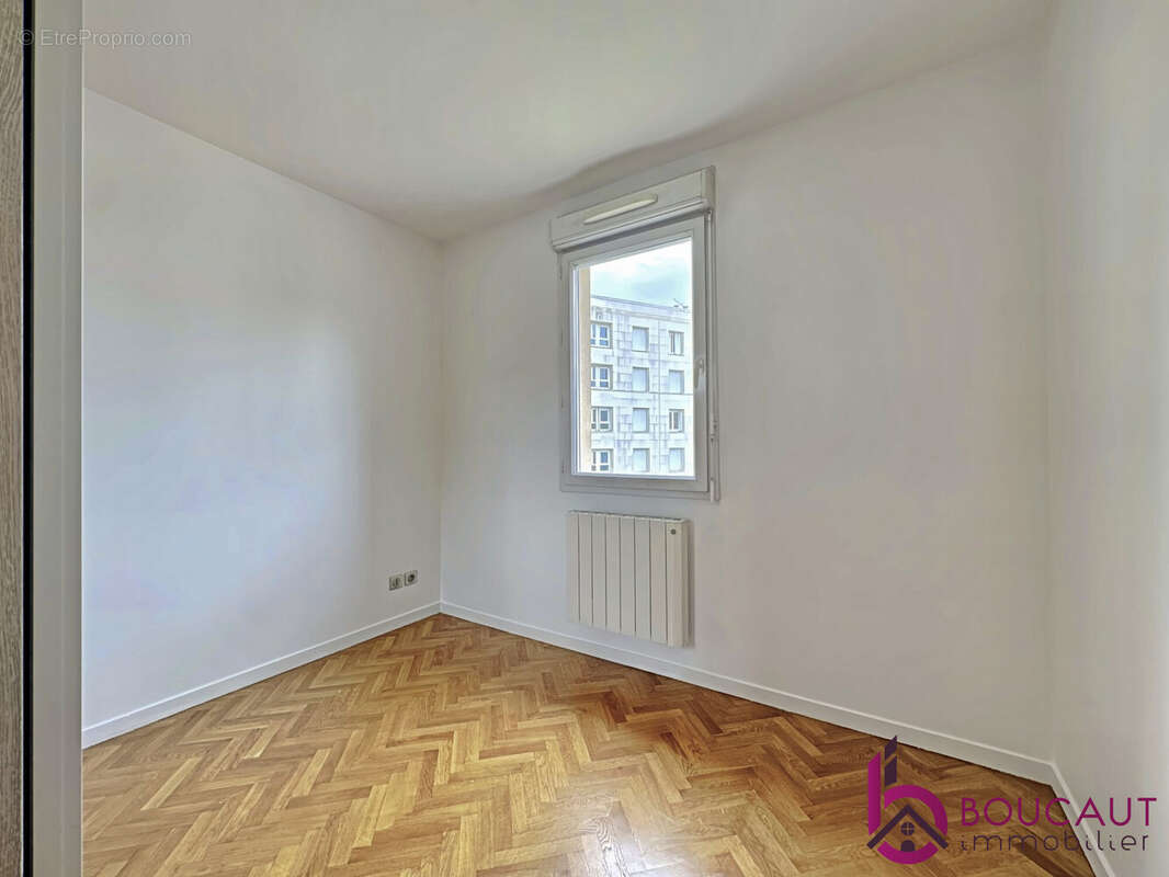 Appartement à LE PLESSIS-ROBINSON