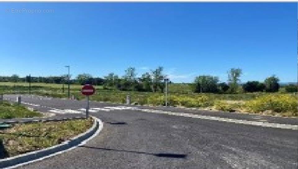 Terrain à LAVALETTE