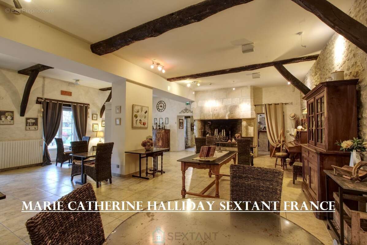 Maison à ANTONNE-ET-TRIGONANT