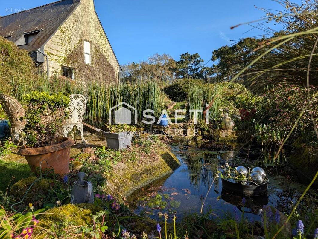 Photo 1 - Maison à SAINT-AVE