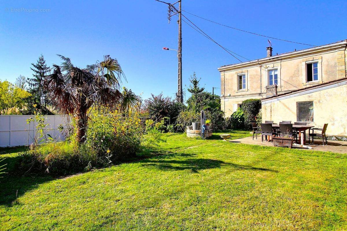 Maison à SAINT-LOUIS-DE-MONTFERRAND