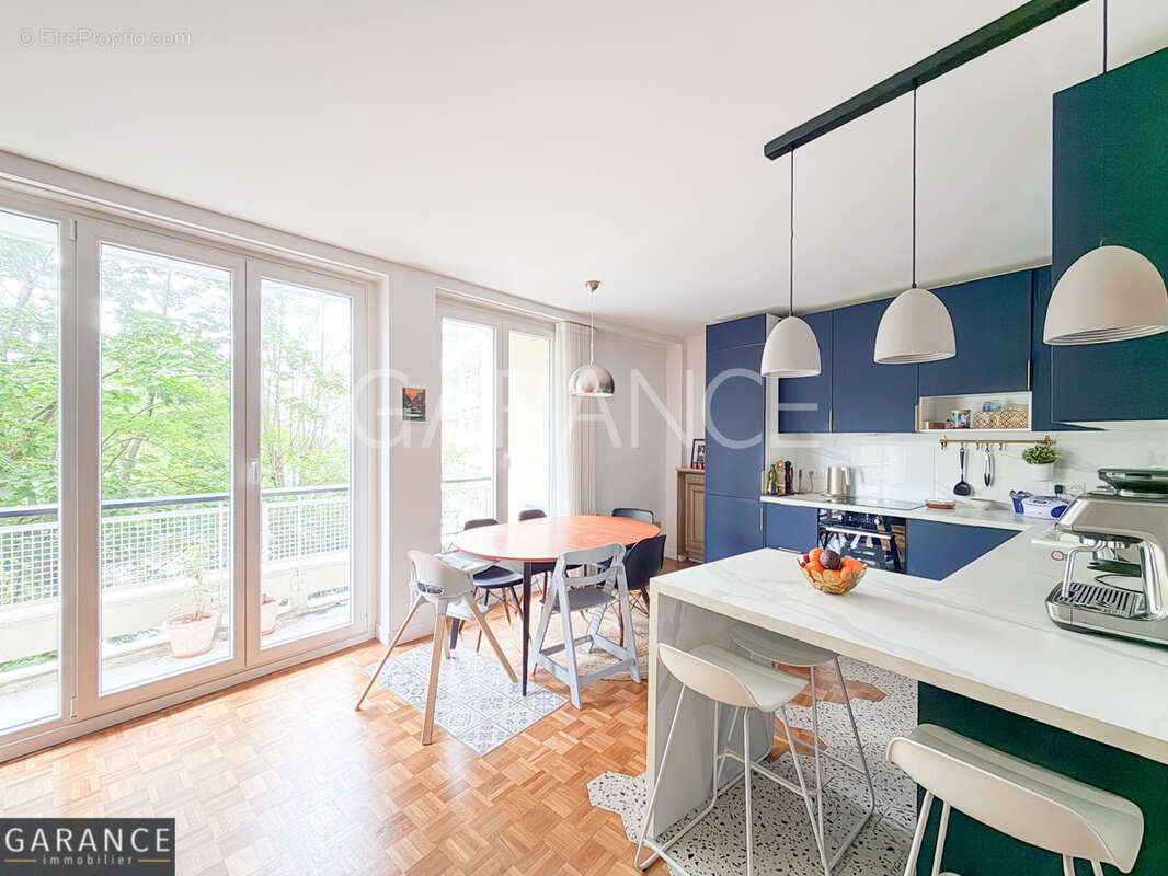 Appartement à PARIS-12E