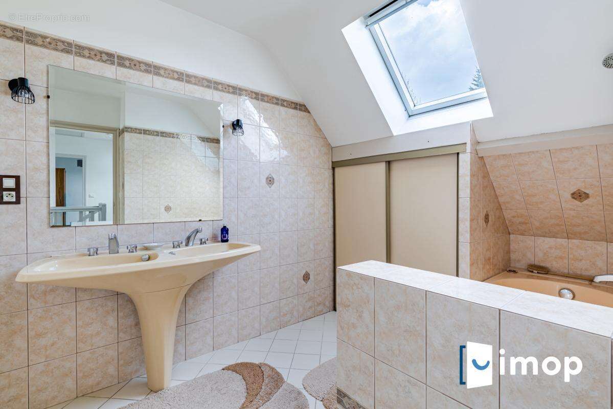 Maison à CORMEILLES-EN-PARISIS