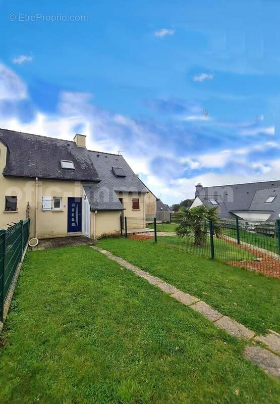 20250225_155149 - Copie - Commerce à SAINT-GILDAS-DE-RHUYS