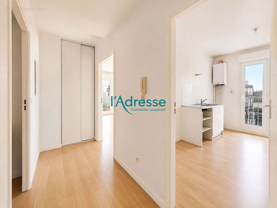Appartement à NANTERRE