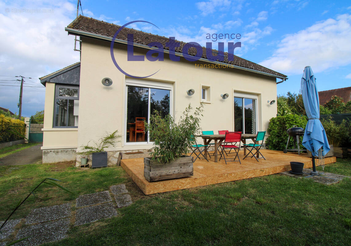 Maison à GOUSSAINVILLE