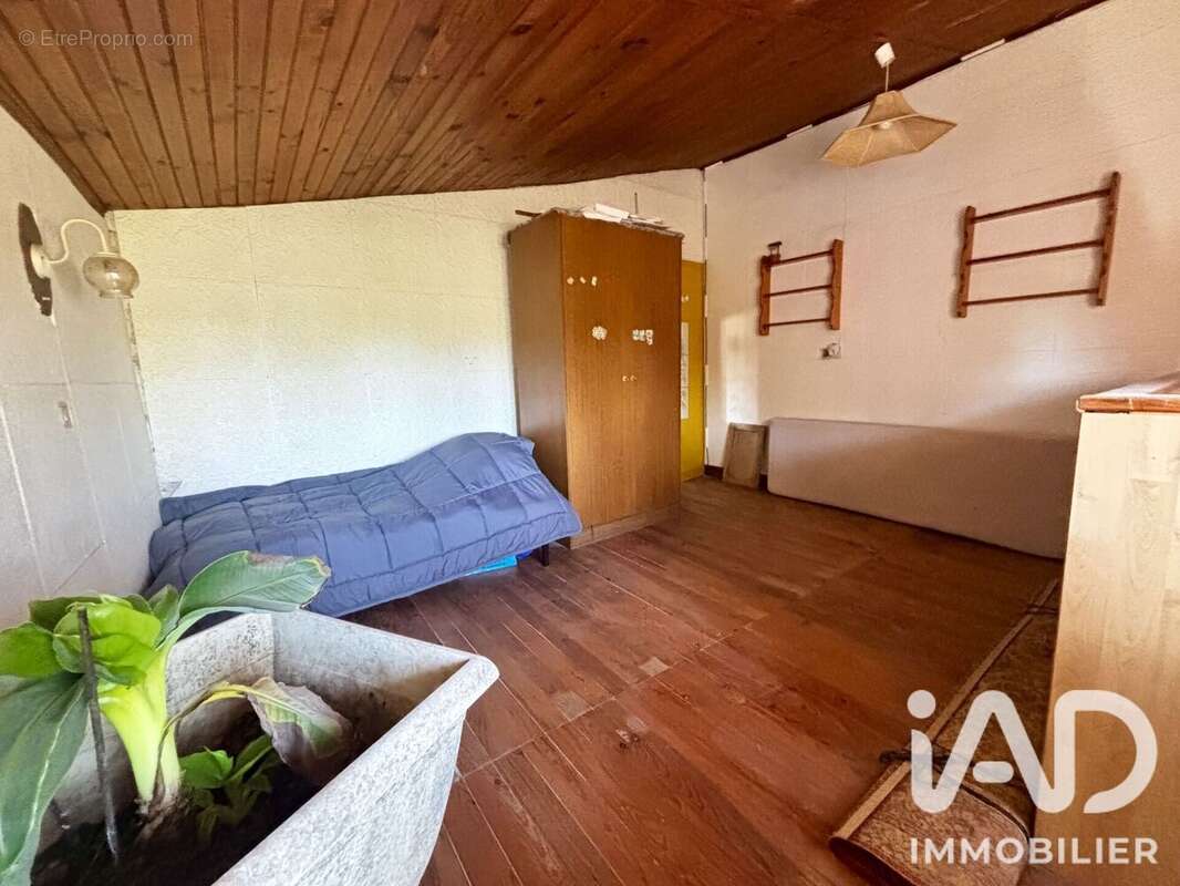 Maison 180 m² à L'eguille  - photo 4