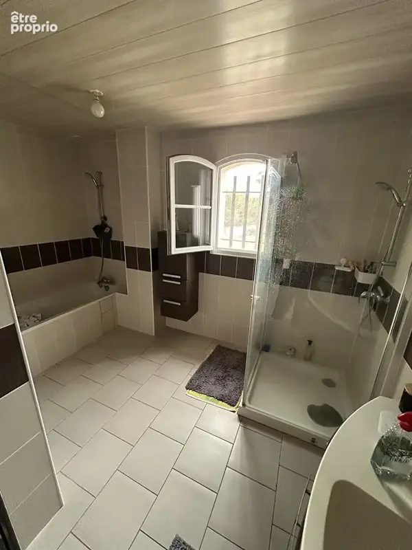 Maison - 140 m2 - photo 7