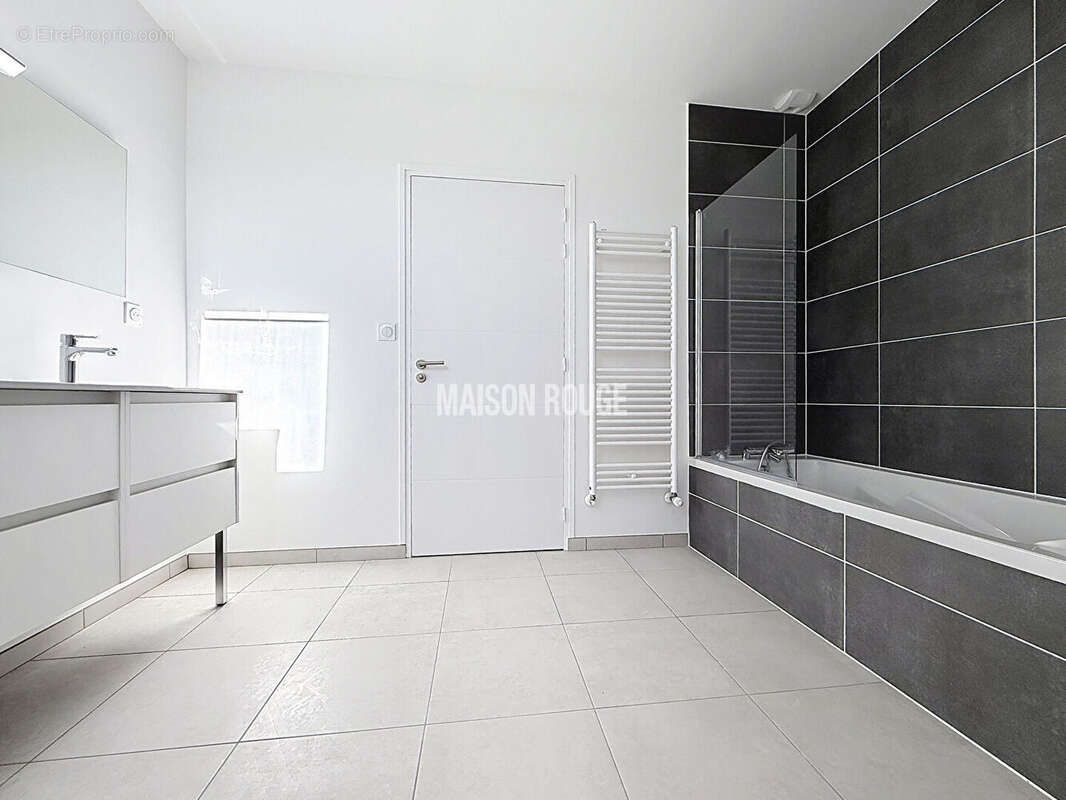 Maison à DOL-DE-BRETAGNE